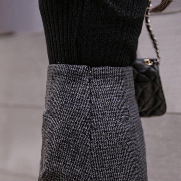 Woolen demi-season fashionable mini-skirt