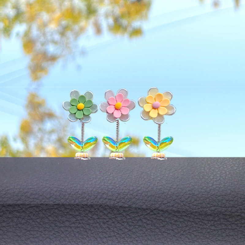 Celebridades de Internet lindas sacudiendo la cabeza margarita adornos de coche flores frescas adornos de espejo retrovisor de consola central de coche