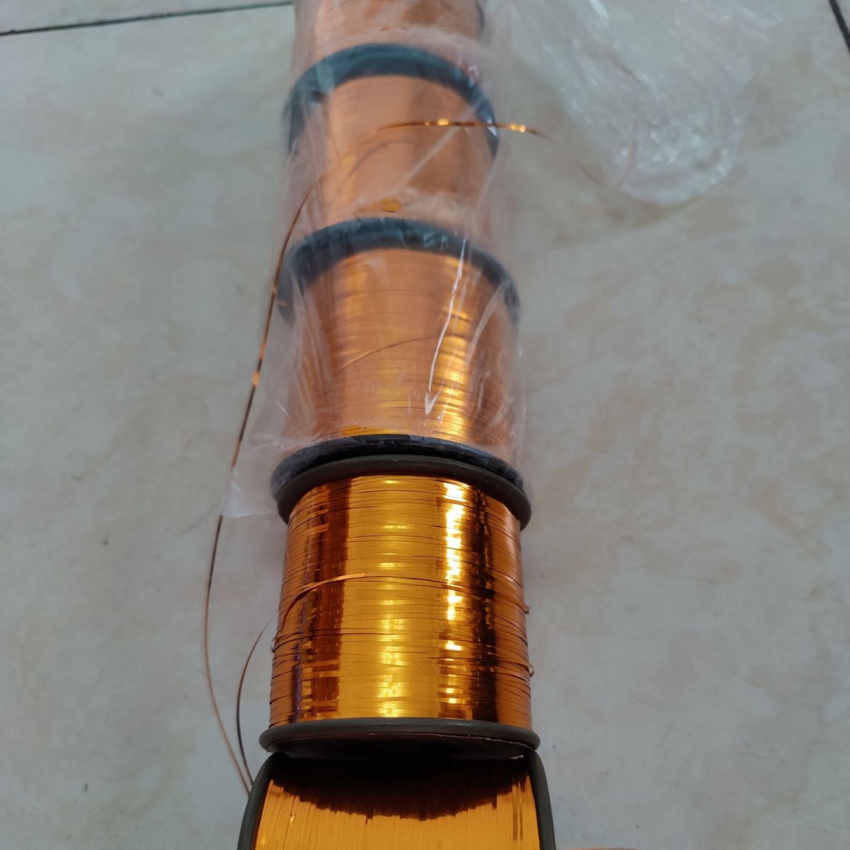 扁型塑料深雪青丝深玫瑰红丝针织面料淡古铜色玫瑰金铝箔纸切割丝