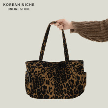 ���������y��ͨ�ڰٴ����ذ�Ů�¿�С����ڴ��OӋ�r������μ��