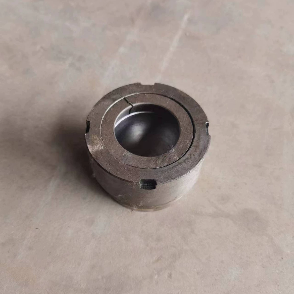 Верхняя крышка цилиндра сварная верхняя крышка