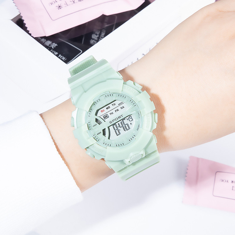 Nuevo simple estudiante deportes LED reloj electrónico niños luminosos hombres y mujeres multi-funcional reloj electrónico en stock al por mayor