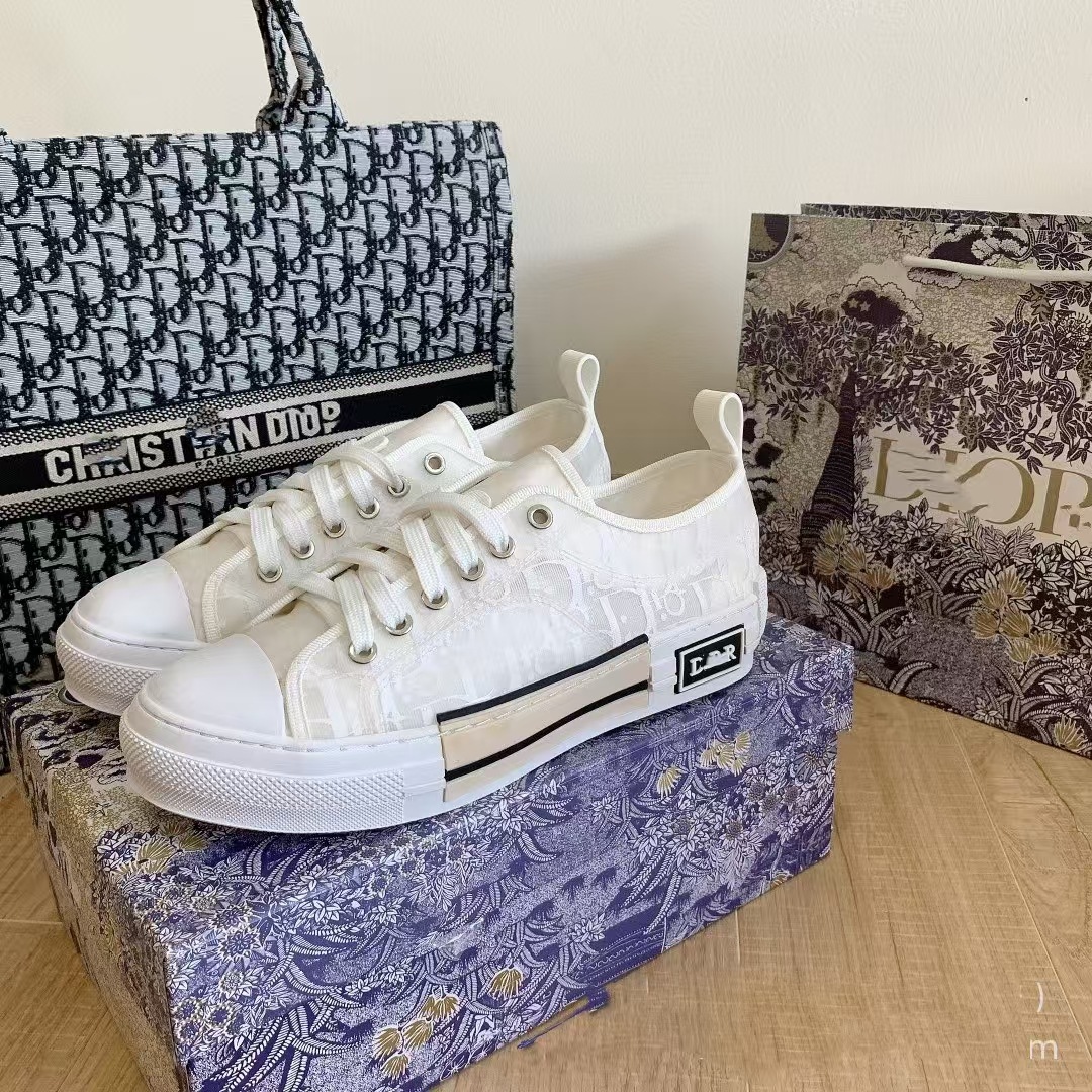Transfronterizo d nuevo tipo de película de lienzo 2026 letras de moda zapatos de malla transpirables zapatos de skate para parejas