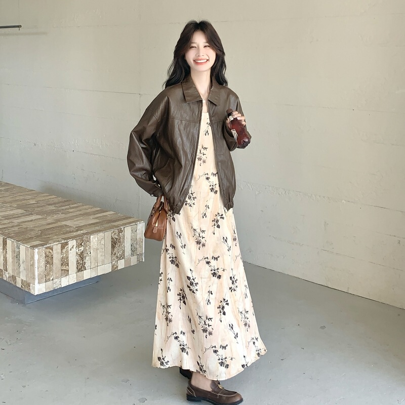 Gentle style, coffee-colored leather jacket and dress set for women, new spring/autumn collection, slimming design, printed pattern, elegant camisole long dress Gentle style, coffee-colored leather jacket and dress set for women, new spring/autumn collection, slimming design, printed pattern, elegant camisole long dress