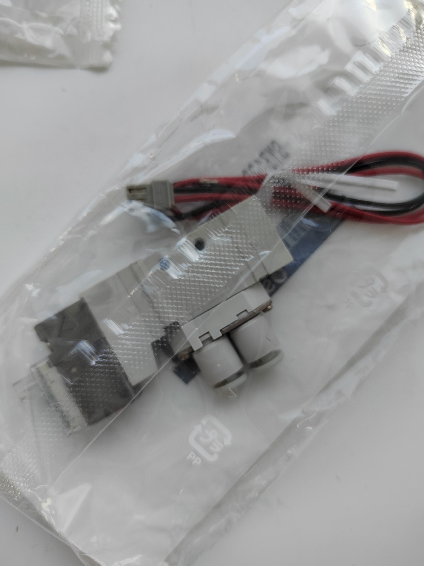 日本SMC 电磁阀SY3120-5LZD-C4