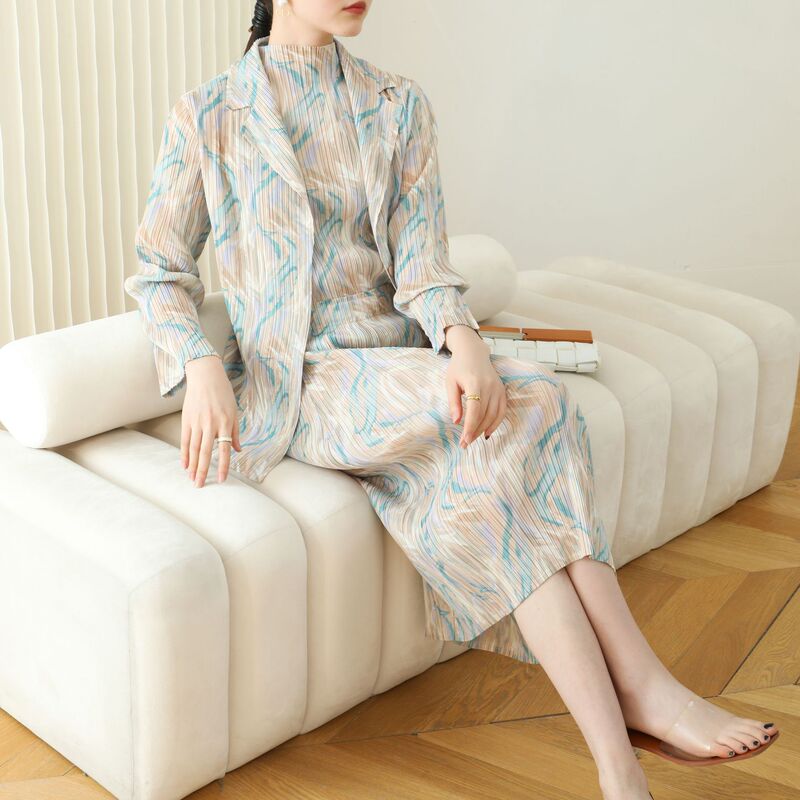 Counter Quality 2024 Classy Pleated Ins Style Casual Fashion Printed Three-Piece Half Turtleneck Vest Skirt