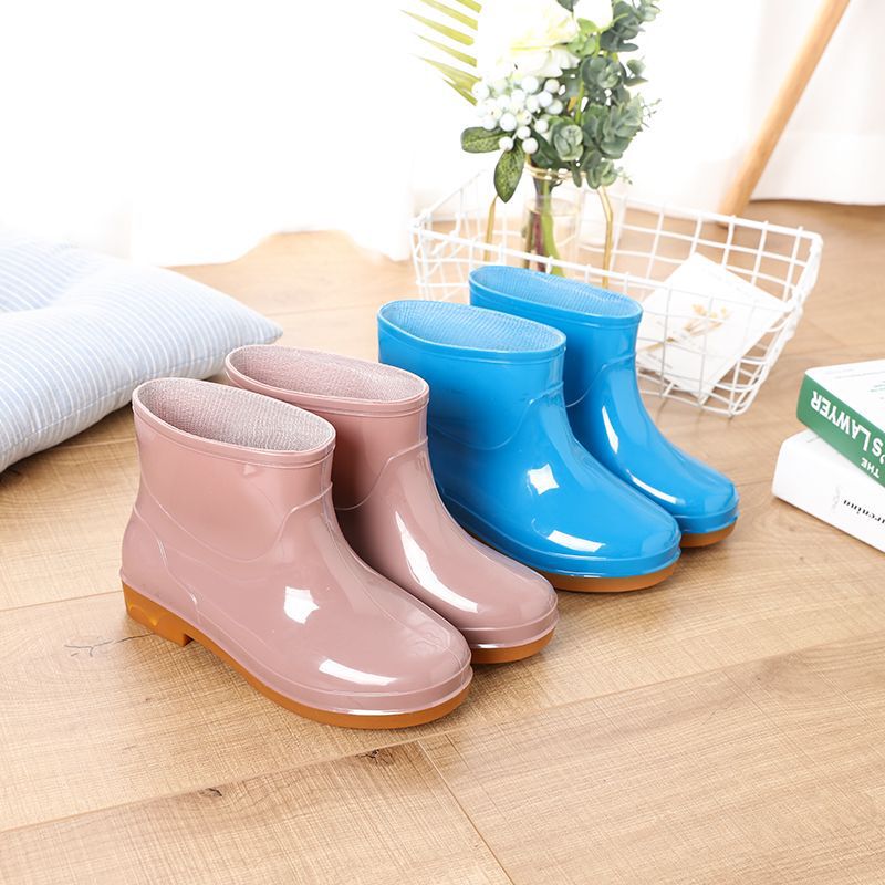 Women's Short Rain Boots Fashion Cotton-padded Low fleece-lined Rain Boots Adult Women's Non-slip Kitchen Working Rubber Shoes Women's Boots