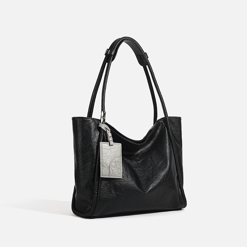 Niche Design Genuine Leather Texture Large Capacity Tote Bag For Women 2026 New Autumn Commuter Shoulder Bag Underarm Bag - Thumbnail 4