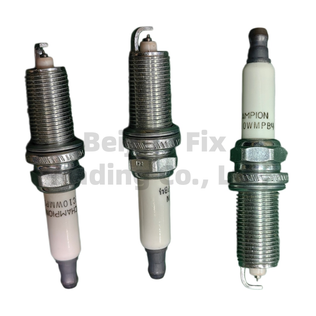 Car engine ignition nozzle 50047607 iridium spark plug for Jeep Cherokee 2.0L/2.4L 2016