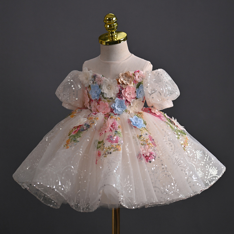 Robe de princesse féérique ultra-légère et luxueuse pour fille, idéale pour un anniversaire ou une soirée de réception._voghion.com