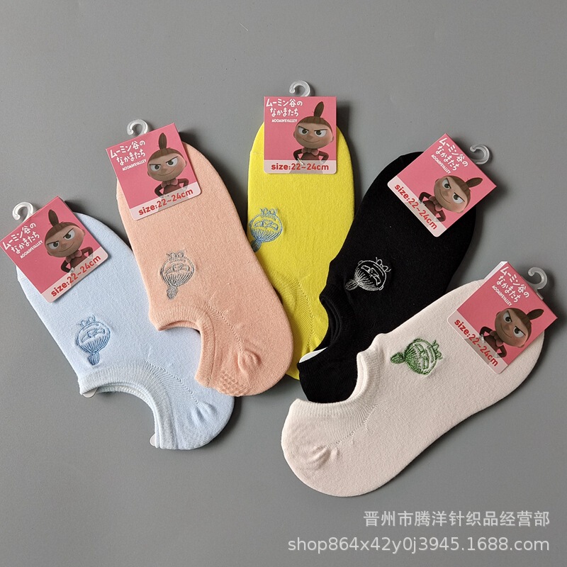 Spring and summer new Mumin Yamei socks solid color shallow heel silicone non-slip women's short boat socks wholesale Spring and summer new Mumin Yamei socks solid color shallow heel silicone non-slip women's short boat socks wholesale