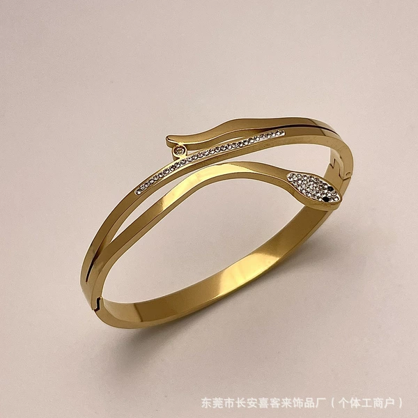 Z225 snake bracelet golden color
