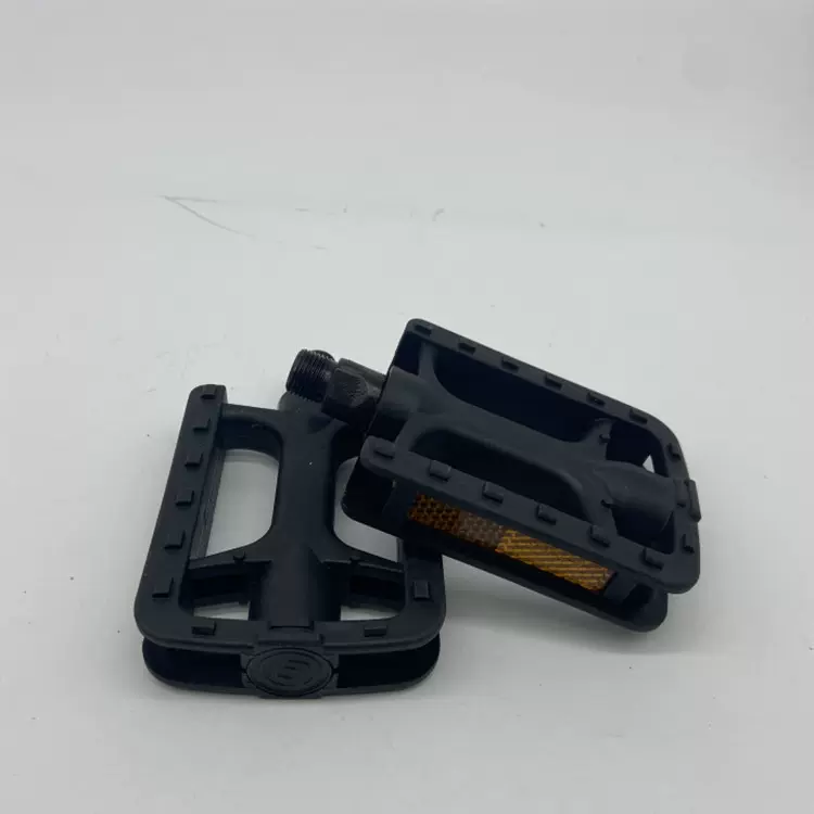 山地自行车脚踏 脚蹬 公主车脚踏自行车塑料脚蹬子