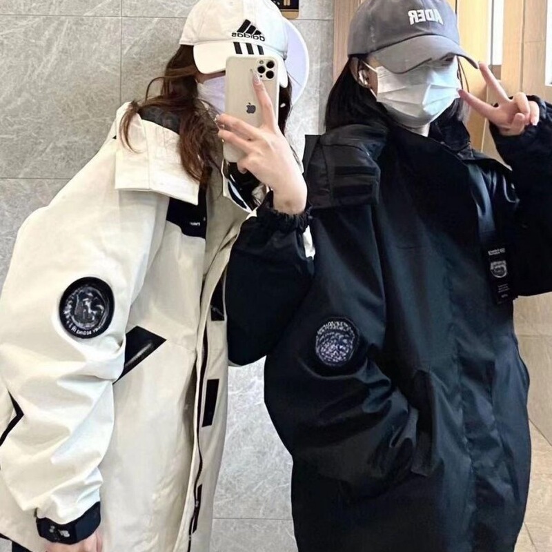 Putian high-quality winter down jacket, unisex, matching couple style, hooded, with multiple pockets, workwear-style puffer coat Putian high-quality winter down jacket, unisex, matching couple style, hooded, with multiple pockets, workwear-style puffer coat