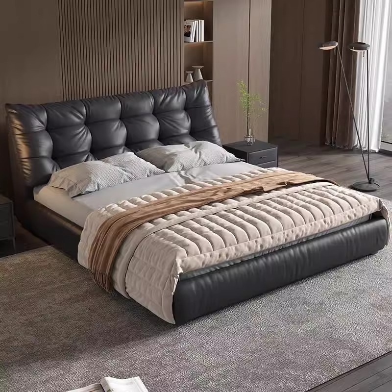 Cama de cuero minimalista italiano, dormitorio principal simple, bolso suave, cama doble, diseño de lujo ligero, cama de nube de soplo, atmósfera de alta gama image 5