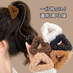 猫の耳のぬいぐるみのヘアピンの額の前髪の小さいサイズのクリップのかわいい毛のヘアピンの頭飾りの女性の子羊の毛の砕毛のクリップ