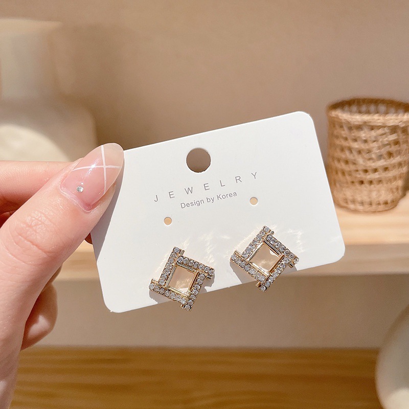 Pendientes de aleación moda coreana, estilo lujo ligero, ideales para puestos callejeros, mercado nocturno y ventas en vivo, al por mayor