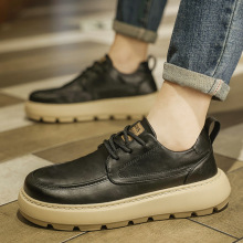 秋冬款时尚纯色低帮宽脚休闲鞋外复古男士潮流系带皮面厚底鞋代发