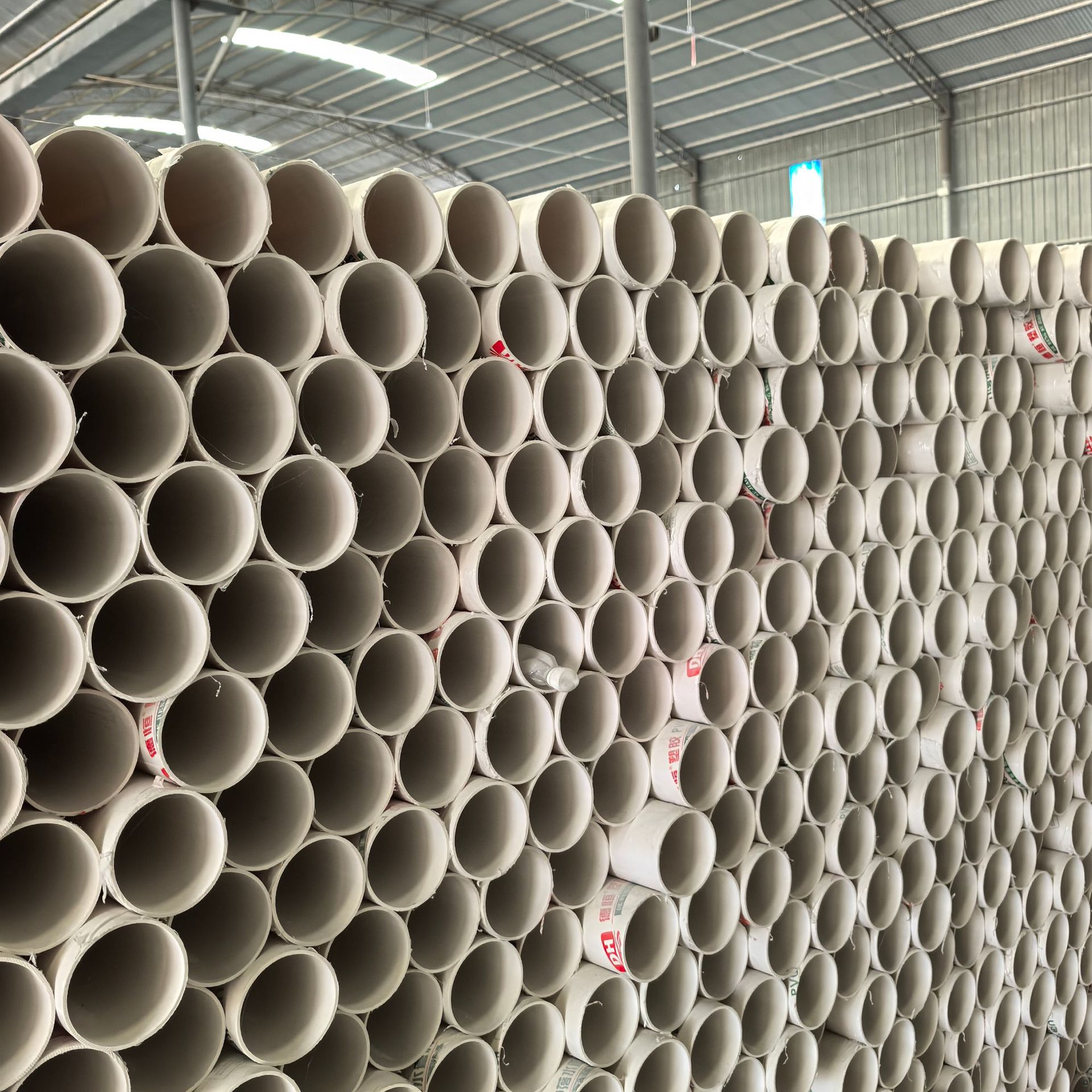 UPVC排水管管50管110塑料管加厚水管高强度工业装修工地施工管材