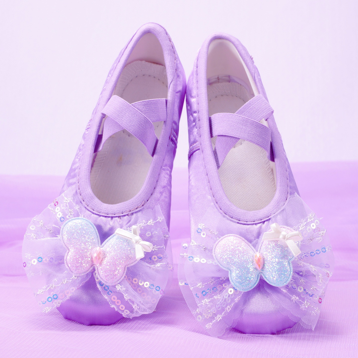 Temperamental Purple Kidsren's Dance Shoes Soft Sole Sequined Bow Ballet Dance Shoes Cute Performance Shoes 8138