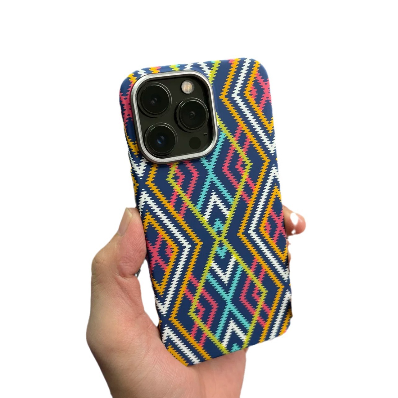 Luminous Magnetic Retro Floral Case Suitable For 17, Large Hole, High-end IPhone 16 Pro Max, Matte Skin Feel_voghion.com