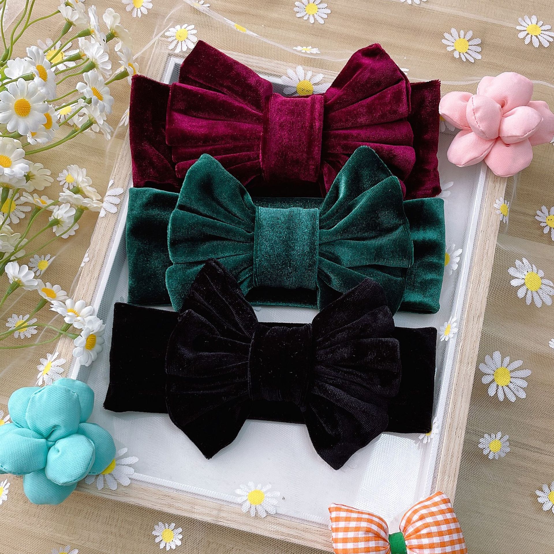 wine red dark green black.jpg
