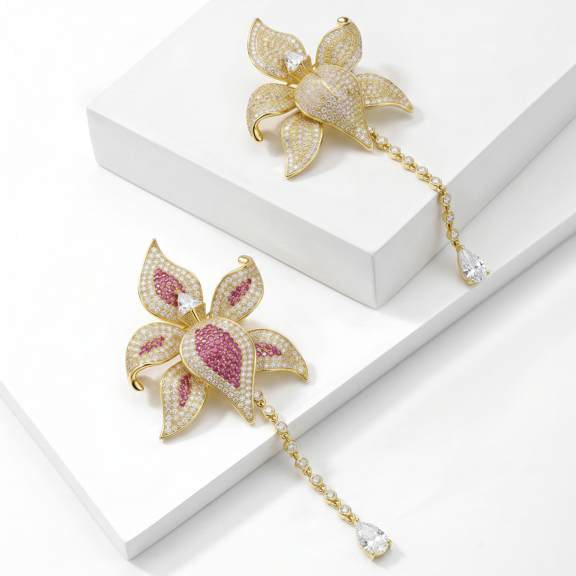 Elegant high-end fashionable brooch floral