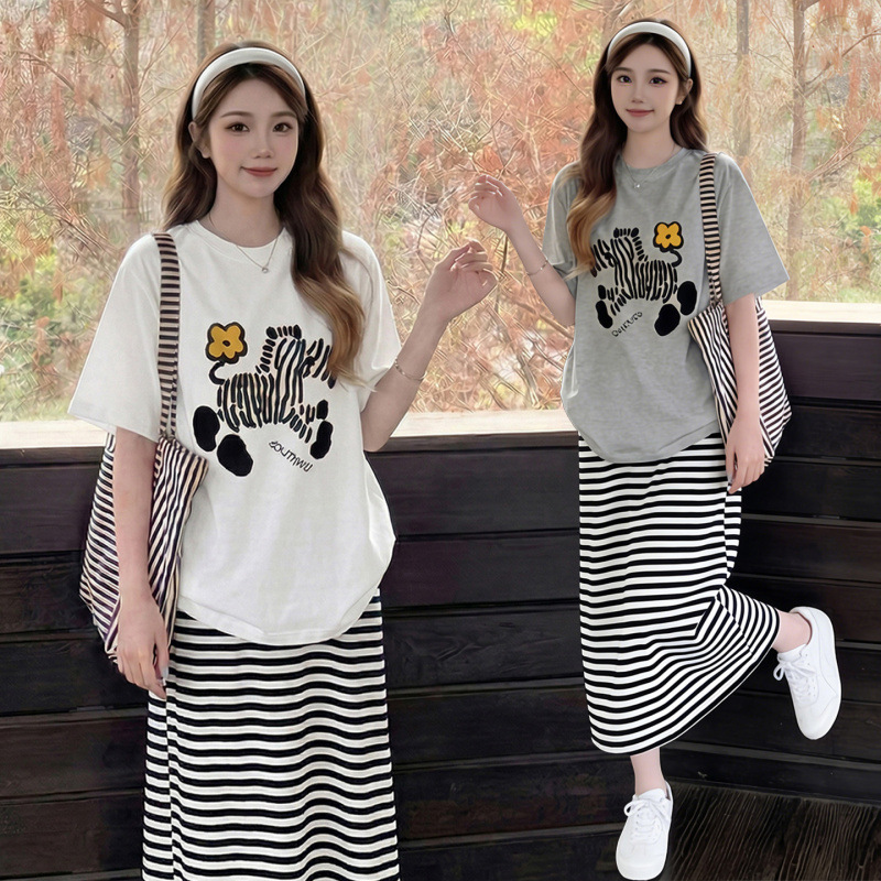 Maternity Wear 2026 Year of the Horse New Zebra Print Top Set Summer Casual Versatile Age-Reducing Curved T-Shirt Maternity Wear 2026 Year of the Horse New Zebra Print Top Set Summer Casual Versatile Age-Reducing Curved T-Shirt