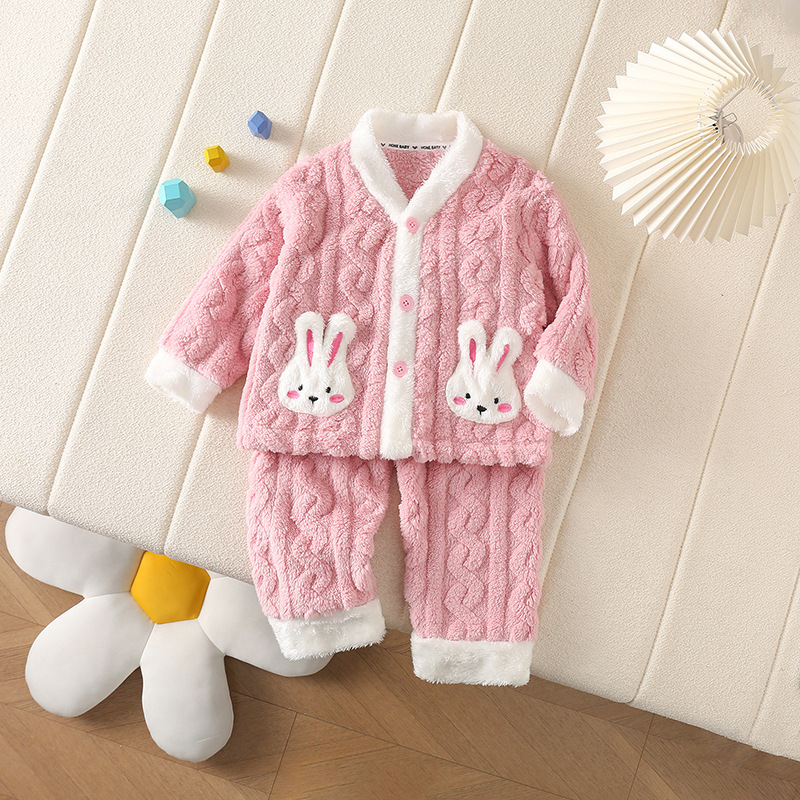 Otoño e invierno para niñas, franela gruesa, estilo princesa, tesoro femenino, dibujos animados de estilo extranjero, traje de servicio a domicilio de conejo cálido de felpa