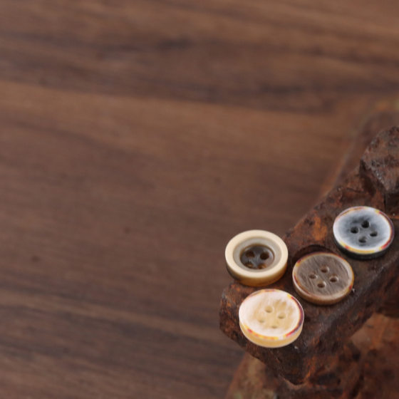 Wash Dirt Retro Style Wood Grain Shirt Resin Button Casual Beige Shirt Cardigan Button