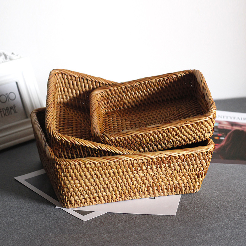 Estrictamente seleccionado caña trenzada mesa rectangular juguetes refrigerios pastílicos trenzado cesto japonés