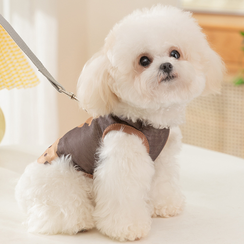 Estilo japonés y coreano perro mascota sin mangas malla oso chaleco de tracción gato transpirable delgado peluche ropa para perros