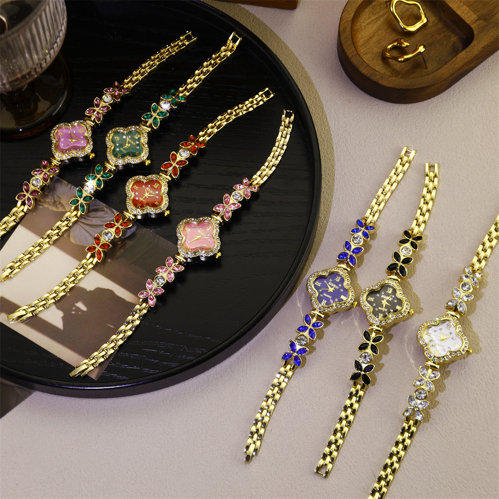 Fashion Four-Leaf Clover Bracelet Quartz Watch for Women with Colorful Gemstones and Full Diamonds, Hot-Selling Live Broadcast Watch