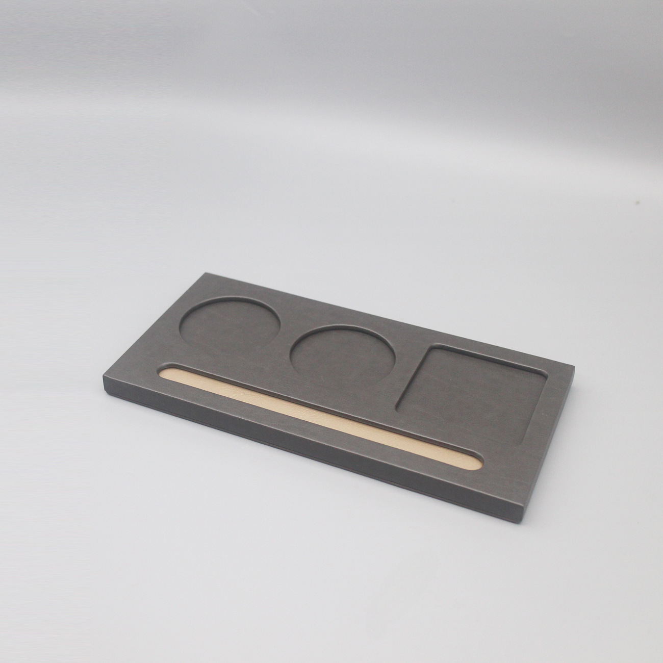 Caja de almacenamiento de hoteles Caja de artículos de cuero de alto nivel Guía de servicio de habitaciones Clip de notas Base de control remoto Kit de residencia