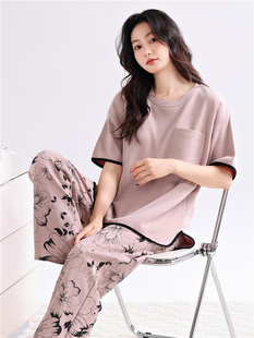 2025 New Cotton Pajamas Women's Summer Short-Sleeved Pants Thin Style with Chest Pad Casual Round Neck Home Wear Set