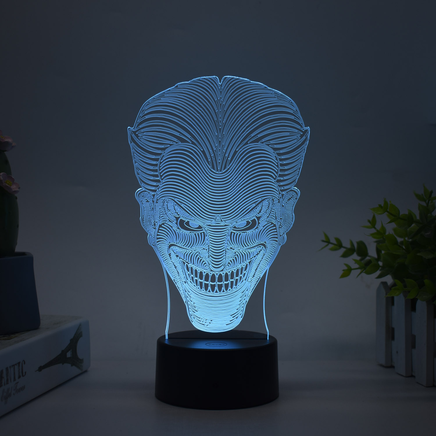 Transfronteriza serie de superhéroes Spider-Man Iron Man periférico 3D luz de la noche luz creativa pintura decoración adornos hechos a mano