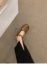 韩系小众平底包头镂空凉鞋女2023年新款夏季复古气质平底搭扣凉鞋