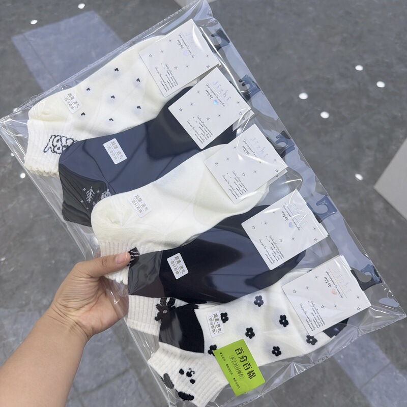 Spring and Summer New Style Women's Cotton Gray Ankle Socks, Trendy Student Socks, Sports Casual Japanese and Korean Style Socks, College Style Short Socks Spring and Summer New Style Women's Cotton Gray Ankle Socks, Trendy Student Socks, Sports Casual Japanese and Korean Style Socks, College Style Short Socks