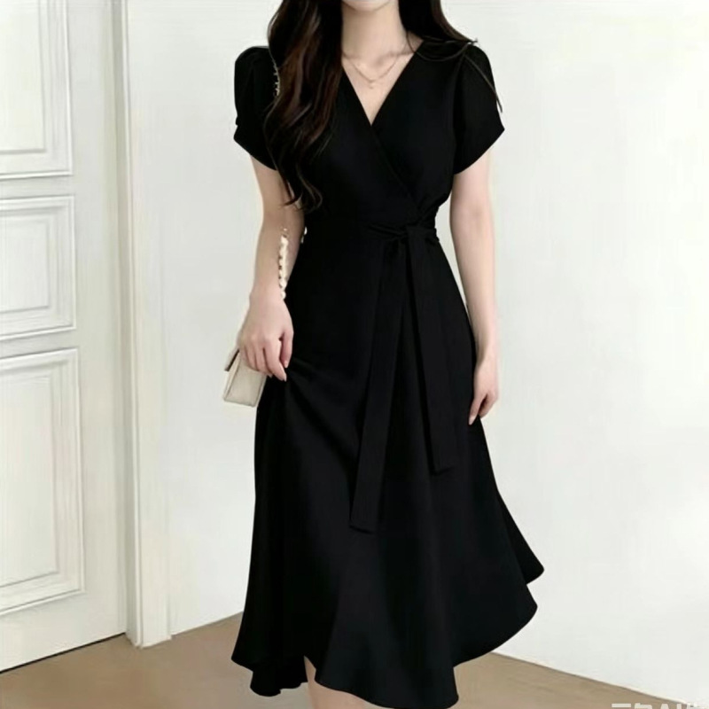 Korean Chic Summer Elegant Cross V-Neck Tie Waist Slimming Puff Sleeve Mid-Length Dress for Women