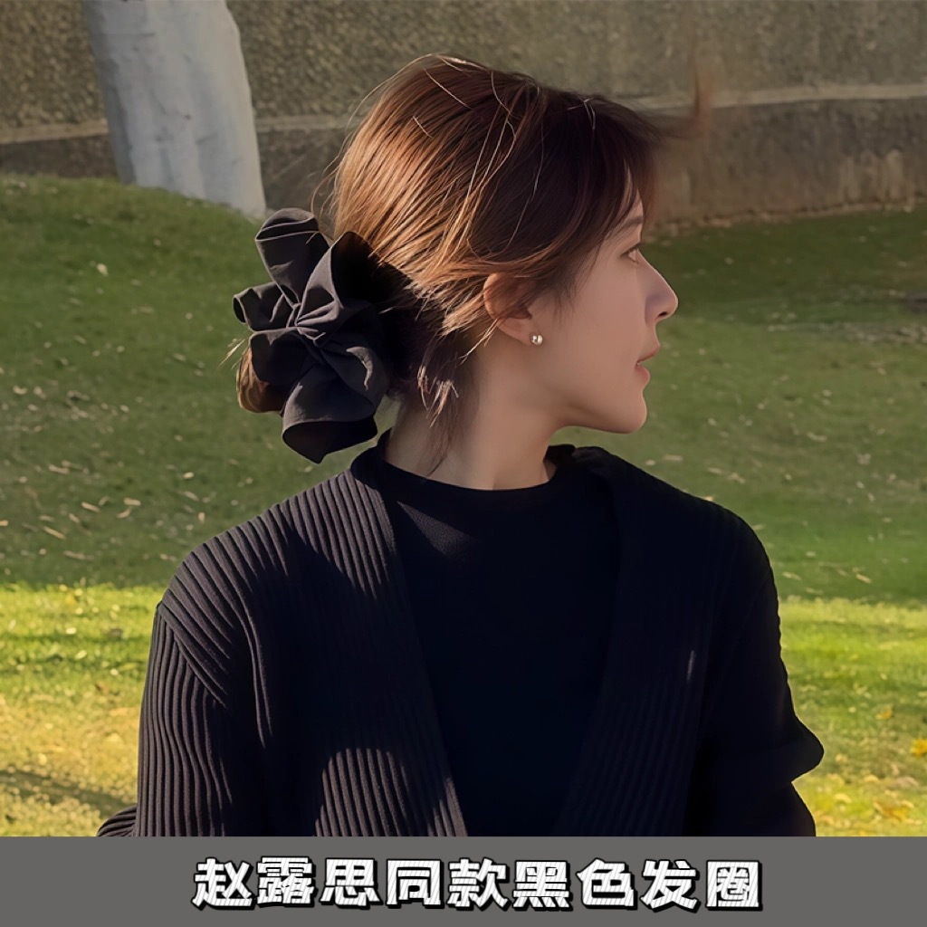Black elite elegant ponytail