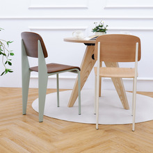 新款北欧设计师餐椅复古实木椅子中古餐桌椅靠背椅家用餐厅家居凳