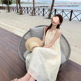 重工刺绣提花吊带连衣裙女夏季2025新款温柔甜美初恋裙度假风长裙