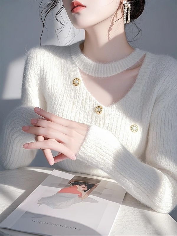 2025春秋冬欧货白色挂脖镂空毛衣打底衫女款修身显瘦内搭针织删|undefined