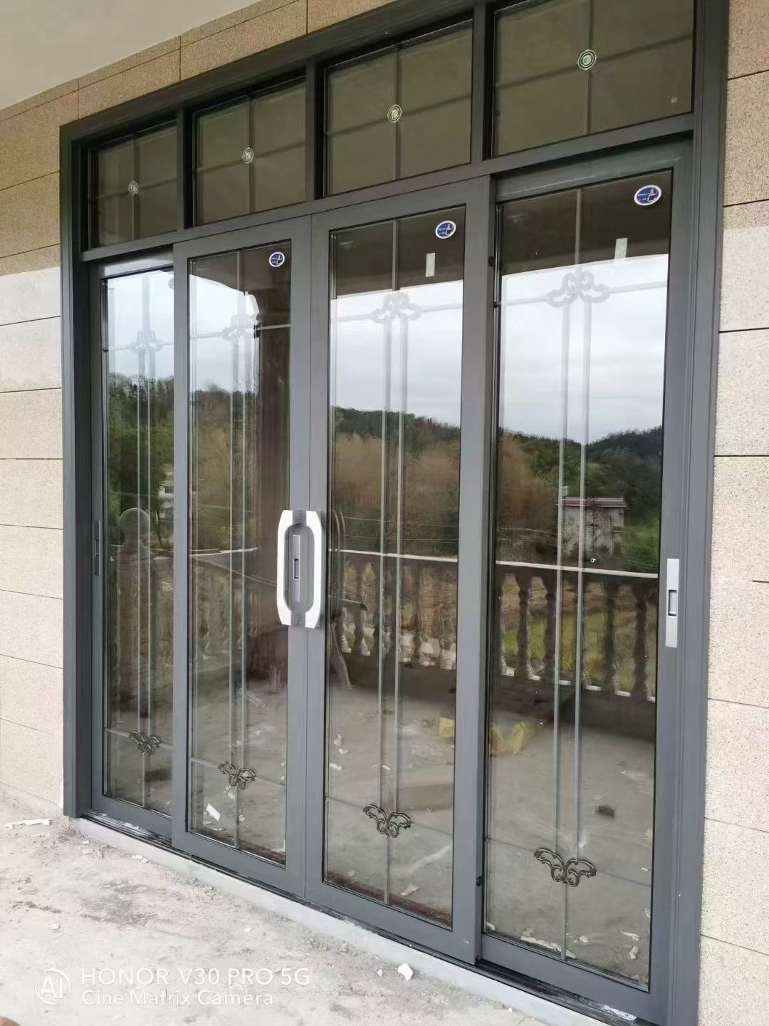 Титановый магниево-алюминиевый сплав, сверхмощная раздвижная дверь для балкона, гостиной, кухонная стеклянная раздвижная дверь, внутренняя и наружная входная дверь с разбитым мостом