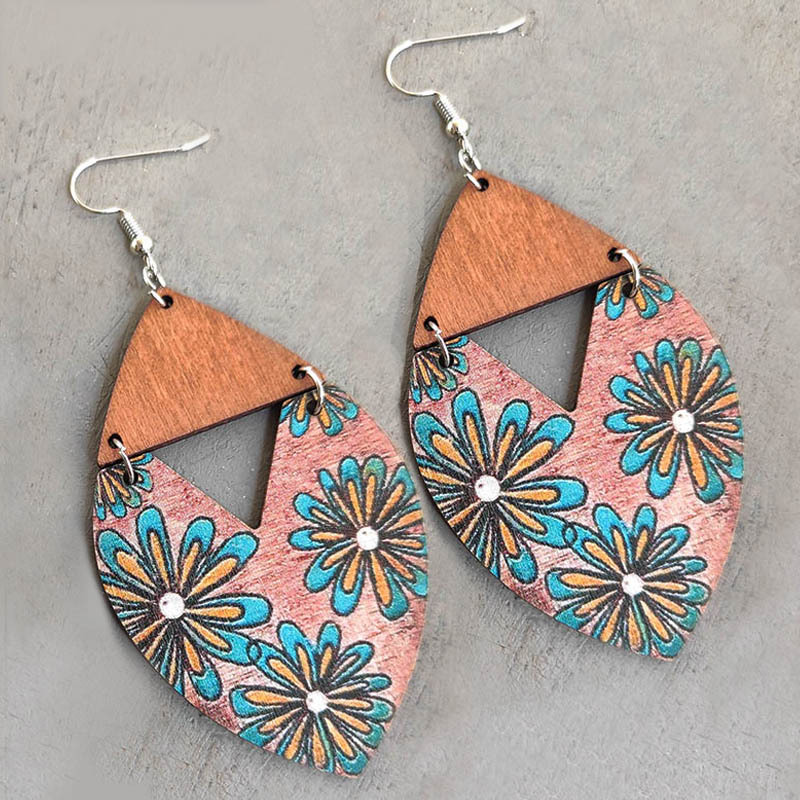 1 Pair Bohemian Splicing Flower Wood Hollow Out Women's Drop Earrings display picture 4