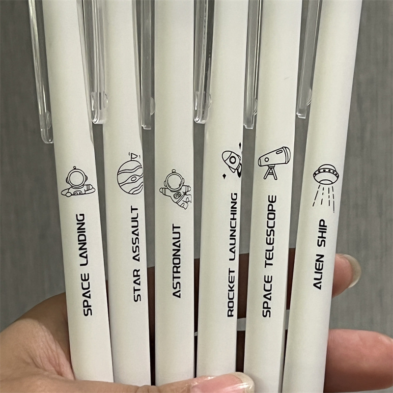 Yuan universo pluma borrable St cabeza caqui oso chica corazón molienda música caliente borrable azul negro pluma de gel al por mayor