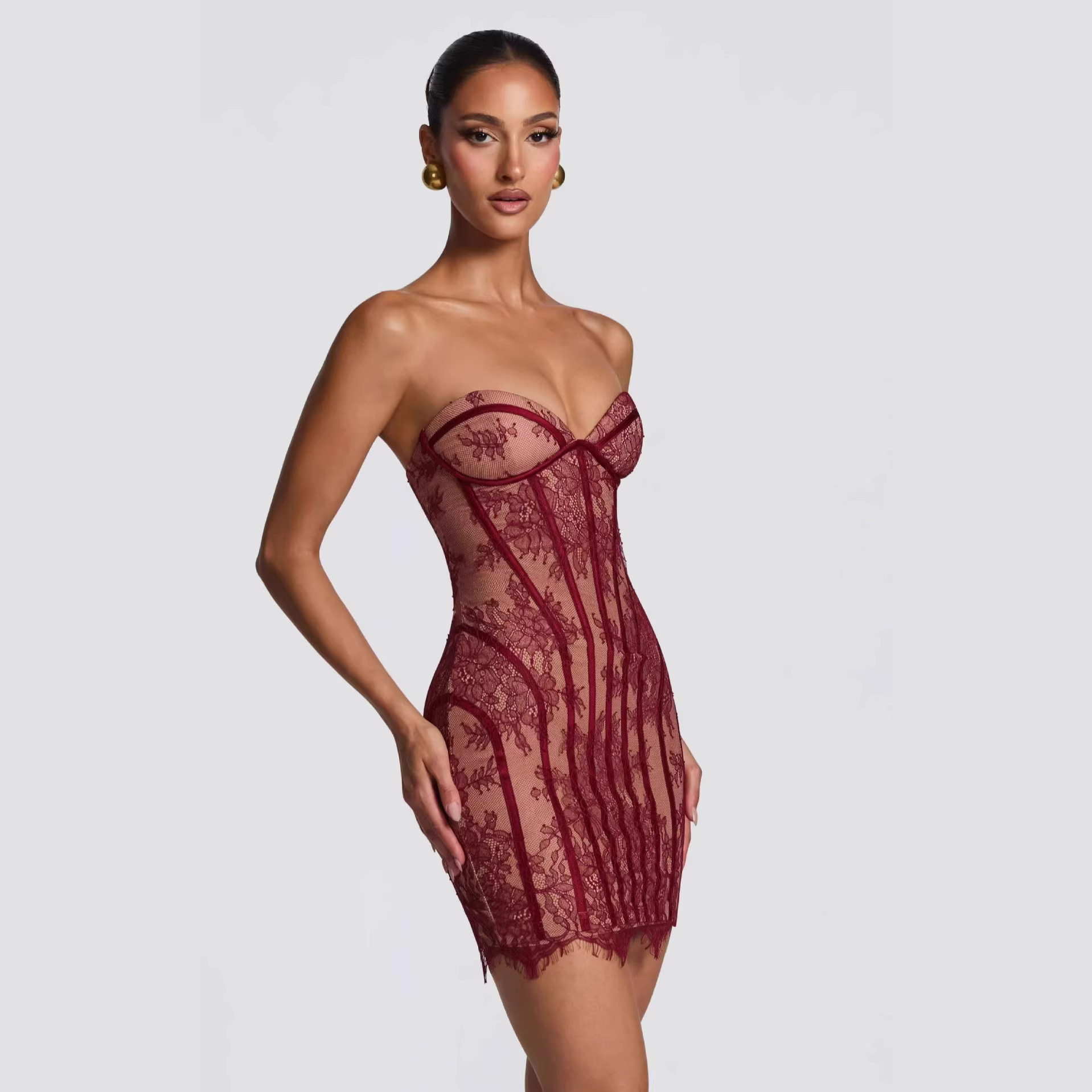 Europa y los Estados Unidos 2026 nuevo vestido de moda sexy encaje apretado vestido de pecho delicado gancho vestido corto delgado