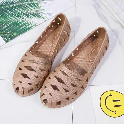  New Korean Style Women's Sandals Summer Baotou Hollow Flat Bottom Hole Nurse Hole Mom Shoes