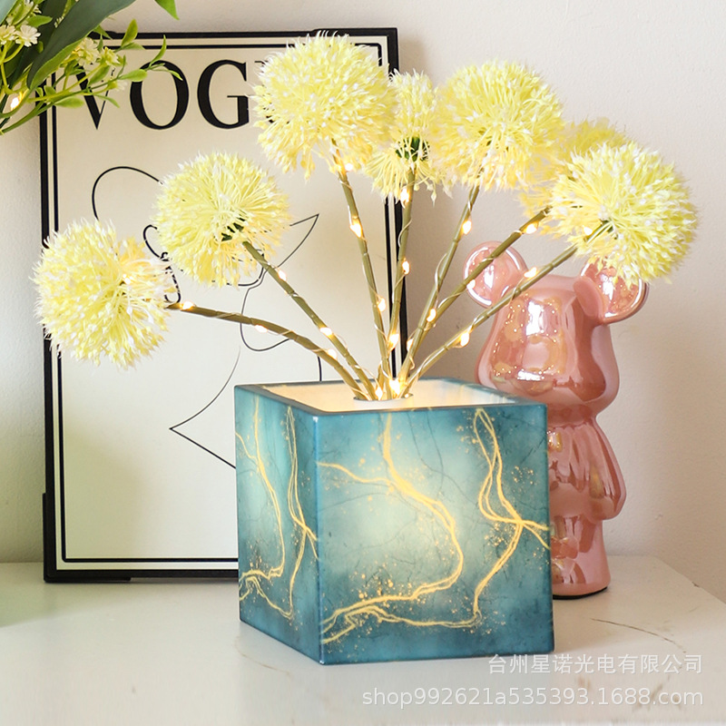 민들레 + 블루 베이스