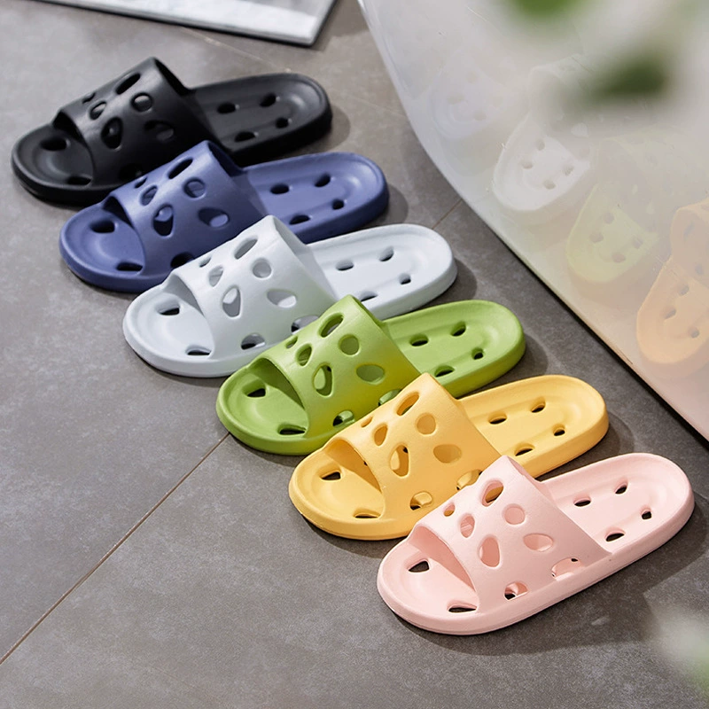 Один из поколения в поколение встряхивают протекающие туфли с полыми отверстиями для купания EVA производители сандалий для ванной оптом